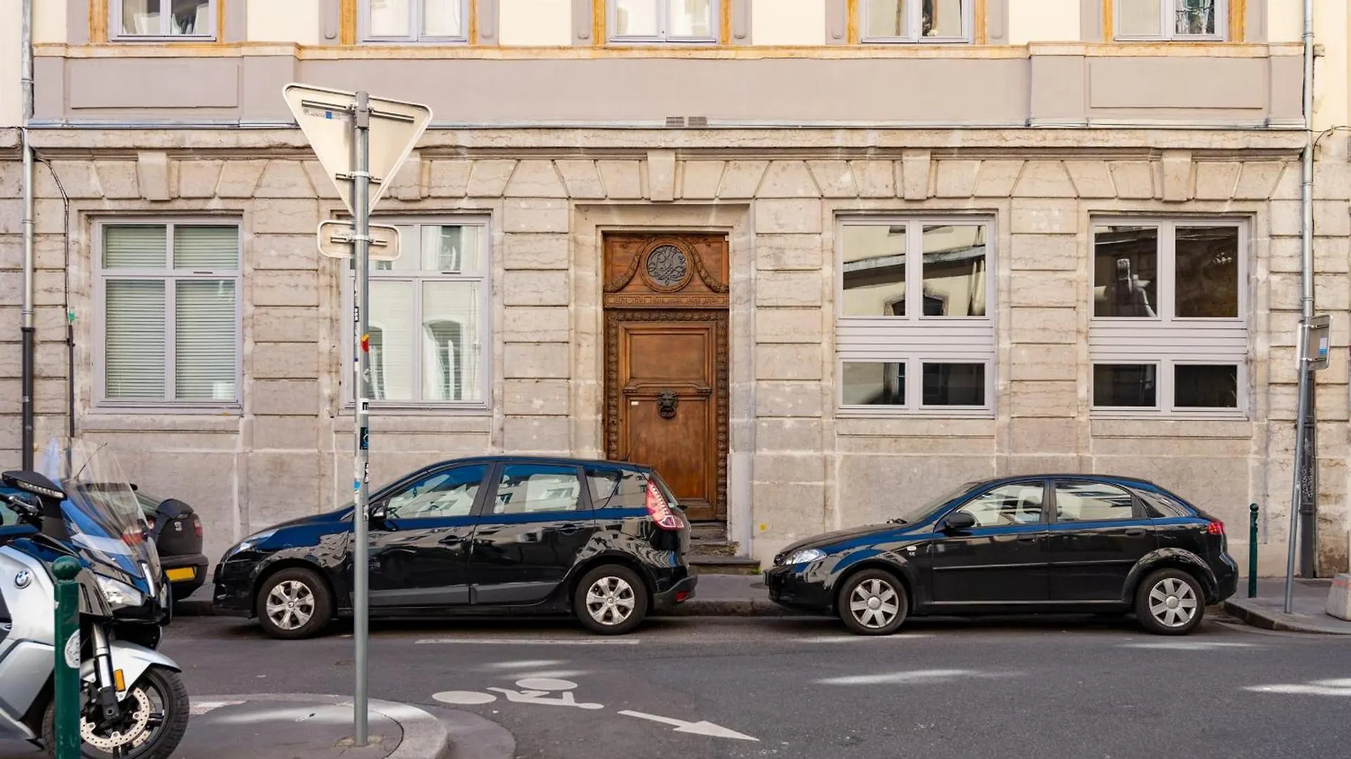 Apartament Le Haussman 4 Places - Louis Pradel - Netflix Lyon